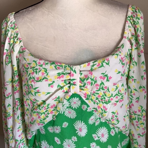Dresses & Skirts - Plus size Rixo daisy print maxi dress